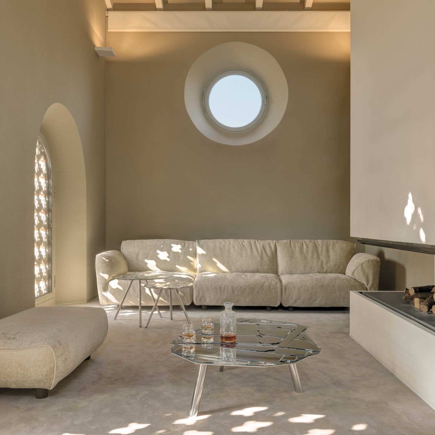   Grande Soffice  Il divano coniuga comfort e funzionalit&agrave;. 